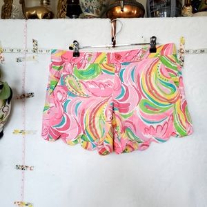 LILLY PULITZER scalloped hem resort shorts in neon swirl pattern sz 6 pink green
